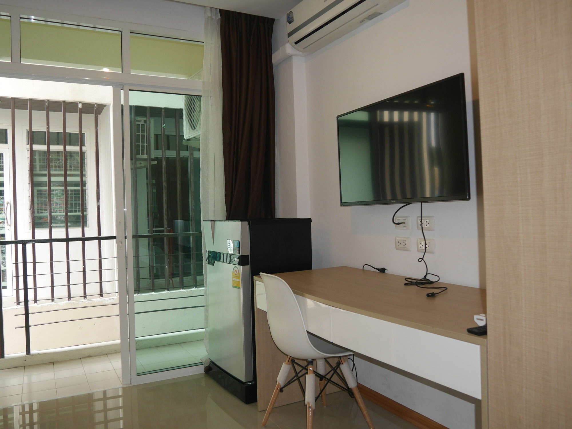 Darisa Apartment Service Patong 외부 사진